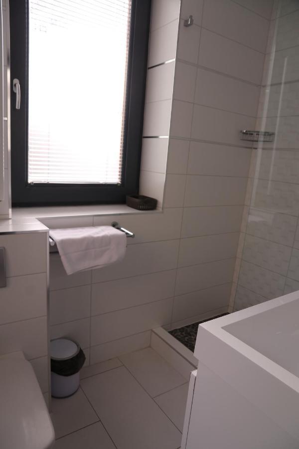 Hr Apartmanhaz Eger Zewnętrze zdjęcie