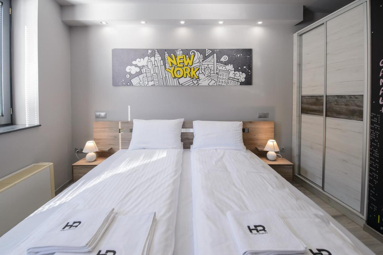 Hr Apartmanhaz Eger Zewnętrze zdjęcie