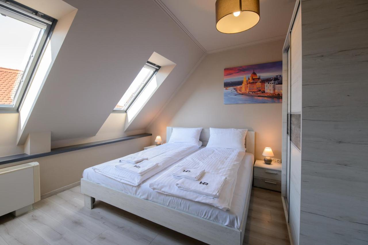 Hr Apartmanhaz Eger Zewnętrze zdjęcie