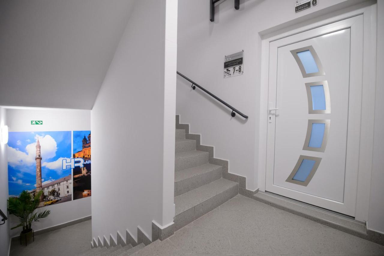 Hr Apartmanhaz Eger Zewnętrze zdjęcie